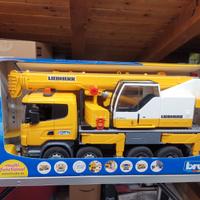 BRUDER autogru Scania