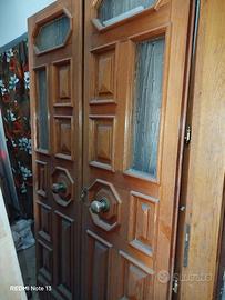 Portone in legno