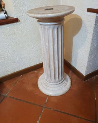 Colonna piedistallo in marmo rosa Greco