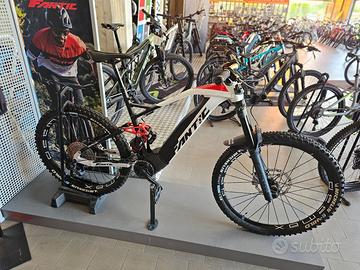 E-Mtb Fantic XEF 1.9 Race
