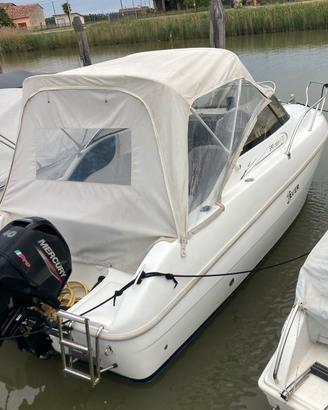 Saver 590 Cabin con Mercury 40/60 Pro tutto 2021