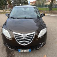 Lancia Ypsilon 1.2 69 CV 5 porte S&S Platinum