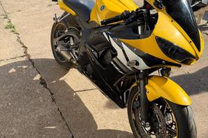 Yamaha YZF R6 2003 Special Edition - n°0841/2000