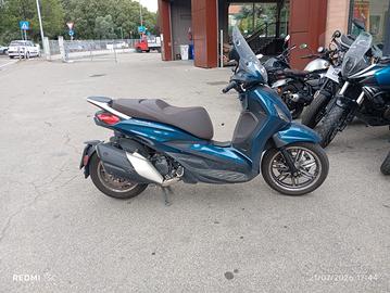 Piaggio Beverly 400