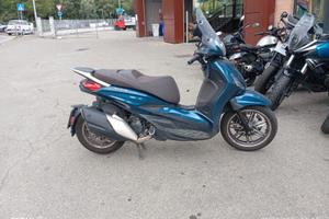 Piaggio Beverly 400