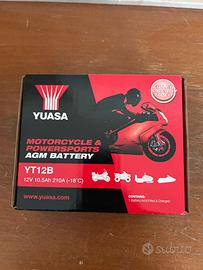 Batteria moto yuasa ducati