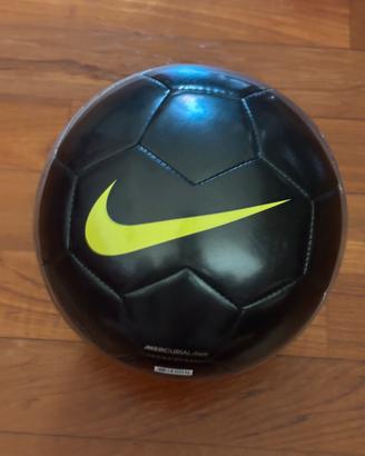 Pallone nike da calcio