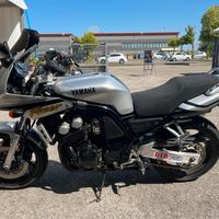 YAMAHA FAZER 600