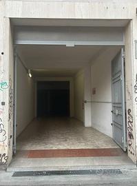Box / Garage di 18 m² a Bologna
