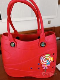 Borsa mare Optari Sol Tote rossa - Stile Crocs 