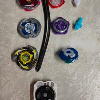 3 Beyblade x + 2 lanciatori e corde 
