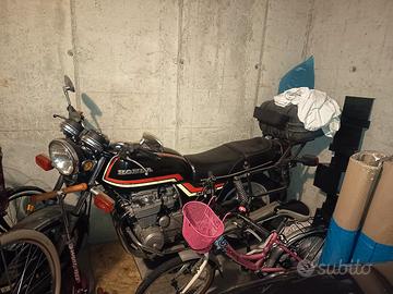 Honda CB650 r03 Custom 