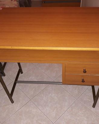 Scrivania per bambino con 2 cassetti, robusta