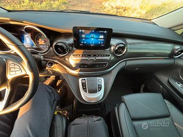 Mercedes-Benz V 250 d Executive 4MATIC Extralong
