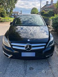 MERCEDES B/200 PREMIUM
