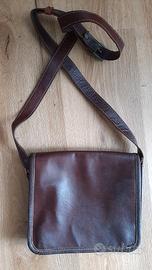 borsello cuoio tracolla artigianale 