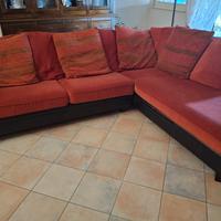 divano ad angolo ,stile Mozambico 
