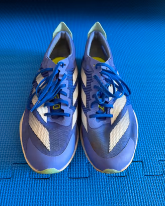 Scarpa chiodata Adidas Finesse