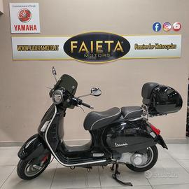 Piaggio Vespa GTS 300 - 2011