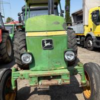 John Deere 3130