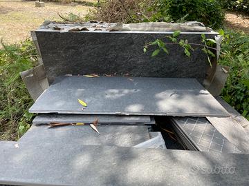 piastrelle grigie 35m2 ca