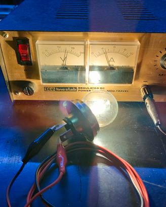 ALIMENTATORE DA LABORATORIO REGOLABILE ZEB