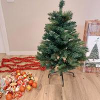 Albero di Natale 100Cm con Addobbi Vari.