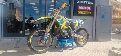 SUZUKI RM 125 2T - SOLO 30 ORE! PISTONE LETTERA A