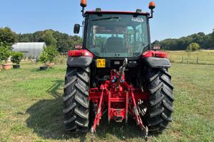 Trattore agricolo