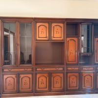 Arredamento completo in legno massello