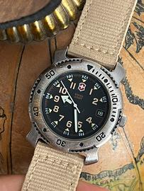 Orologio Vintage Victorinox Swiss Army Ref. 4.566