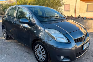 Toyota Yaris 1.4 D4D 90 cv 5 porte