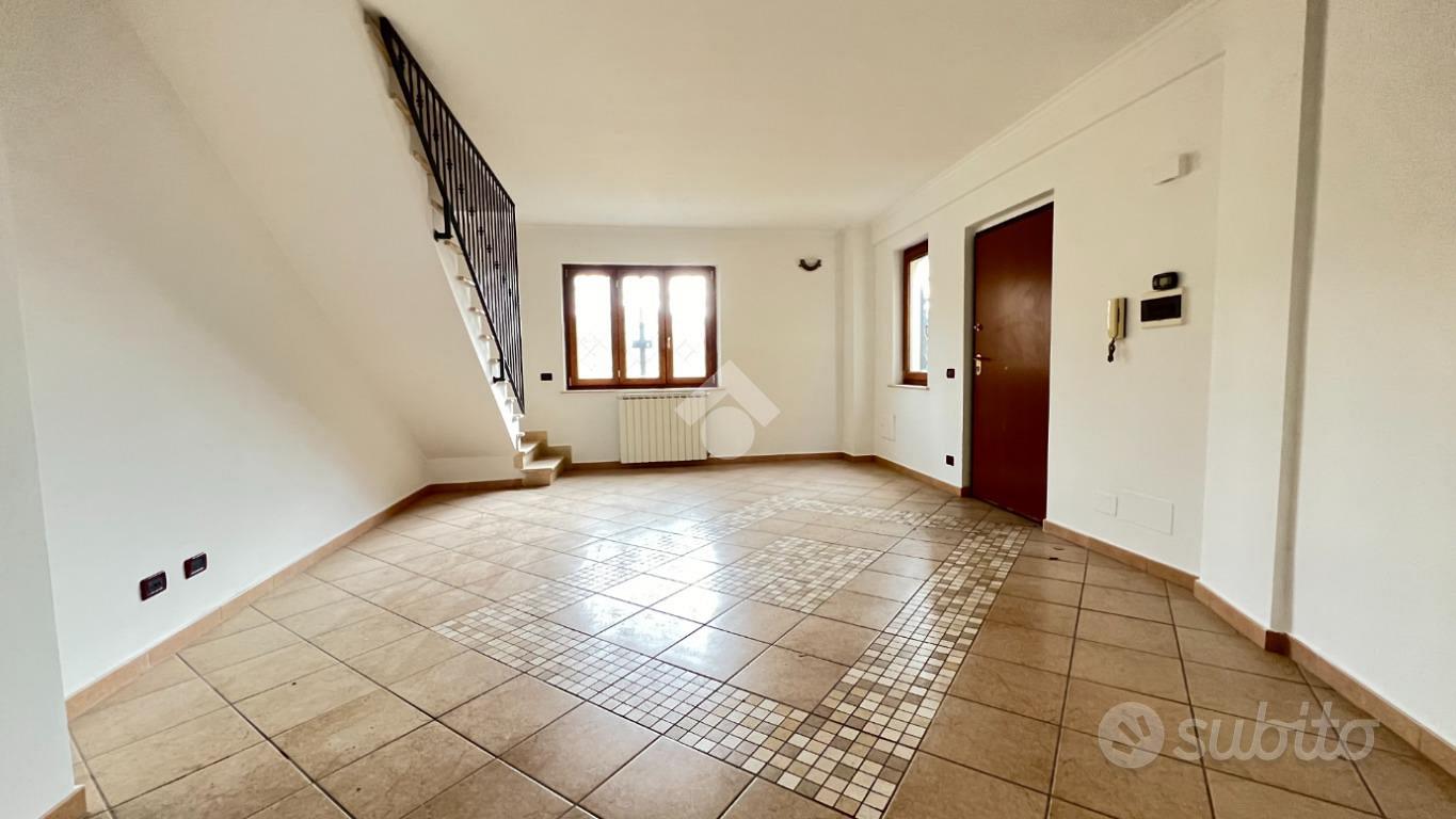 3 LOCALI A CAPENA - Vista 4