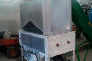 Sgusciatrice mandorle - marca modello 2r