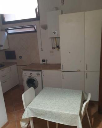 MONTEROTONDO  BILOCALE ARREDATO