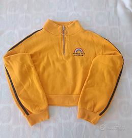 Felpa crop con zip e ricamo arcobaleno 