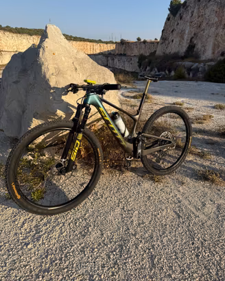 Scott spark rc team issue, mtb, bici