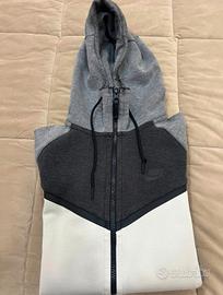 FELPA NIKE TECH NUOVA (PREZZO TRATTABILE) 