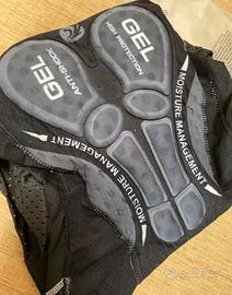 pantaloncini bici taglia L