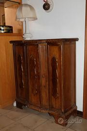 Credenza armadietto scantonato