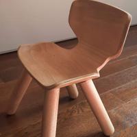 Sedia in legno naturale per bambini – Plan Toys