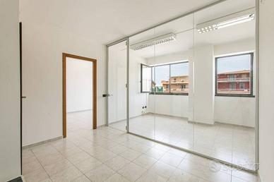 Immobile di 87 m² con 3 locali a Pomezia
