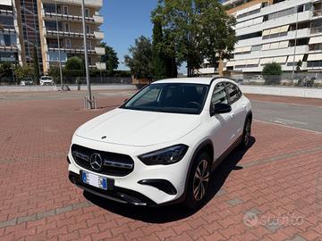 Mercedes-benz GLA 200 180 Automatic Progressive Ad