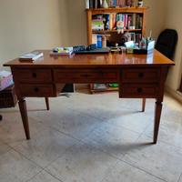 Scrivania classica in legno stile Luigi XVI