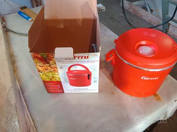 Scaldavivande Girmi Vivandiera, colore rosso.

- I
