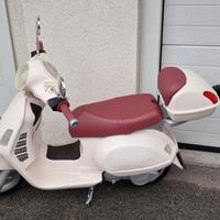 Vespa moto elettrica Peg Perego 