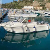 Jeanneau Merry Fisher mt 6,40 con due motori