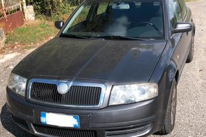 Skoda Superb del 2005