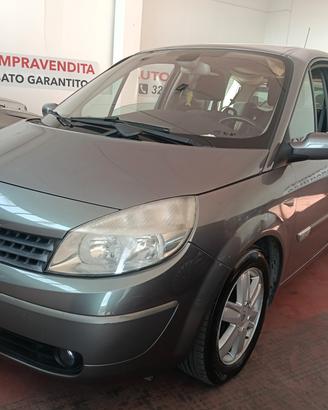 Renault Scenic Scénic 1.9 dCi Confort Authentique