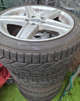 N.4 CERCHI IN LEGA CON GOMME INVERNALI
